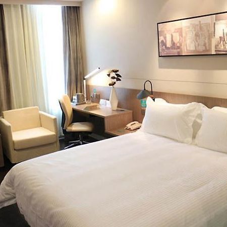 Jinjiang Inn Select Xining West Wusi Road New Hualian Square Eksteriør billede